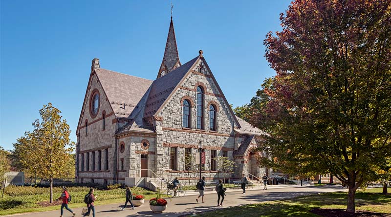 Imagen de Centro Histórico de Eventos Estudiantiles de Massachusetts recibe premio de diseño